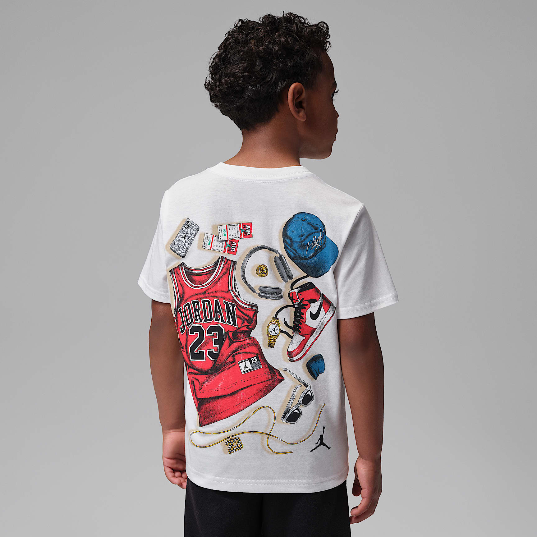 NIKE公式】ジョーダン リトルキッズ マイクズ ギア Tシャツ.オンライン